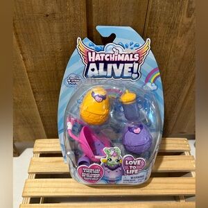 Hatchimals Alive, Hatch N’ Stroll Playset w/Stroller Toy and 2 Mini Figures New